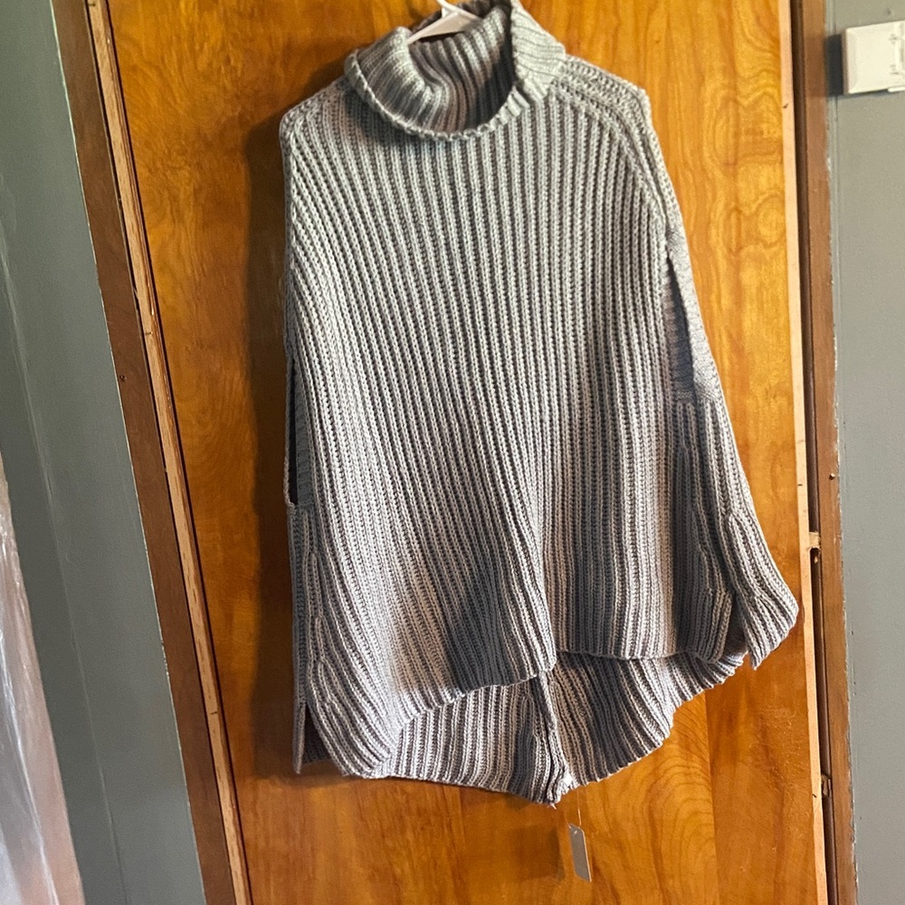 Gray Ribbed Turtleneck Sweater